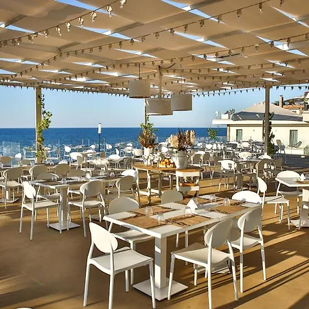 Hotel Sporting Club 4*